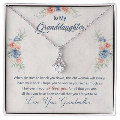 Havijo Alluring Beauty Necklace featuring a delicate chain and elegant pendant for stylish jewelry accessory.