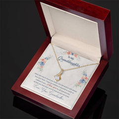 Havijo "I Have Your Back" Alluring Beauty Necklace with delicate chain and elegant pendant, showcasing jewelry design.
