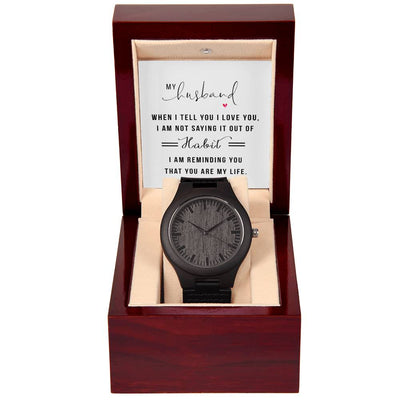 Havijo wooden wristwatch with engraved 