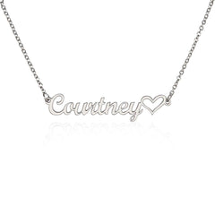 Havijo classic heart-style name necklace with personalized pendant, silver jewelry piece on a chain, elegant and stylish design.