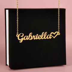 Havijo classic heart-shaped name necklace with personalized pendant, elegant jewelry accessory for everyday wear